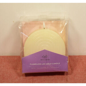 West & Arrow Teen 7" Flameless Arch Candle White (Pack Wear)